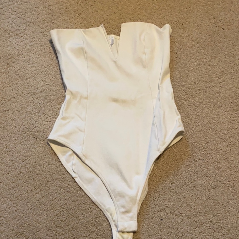 V neck bodysuit